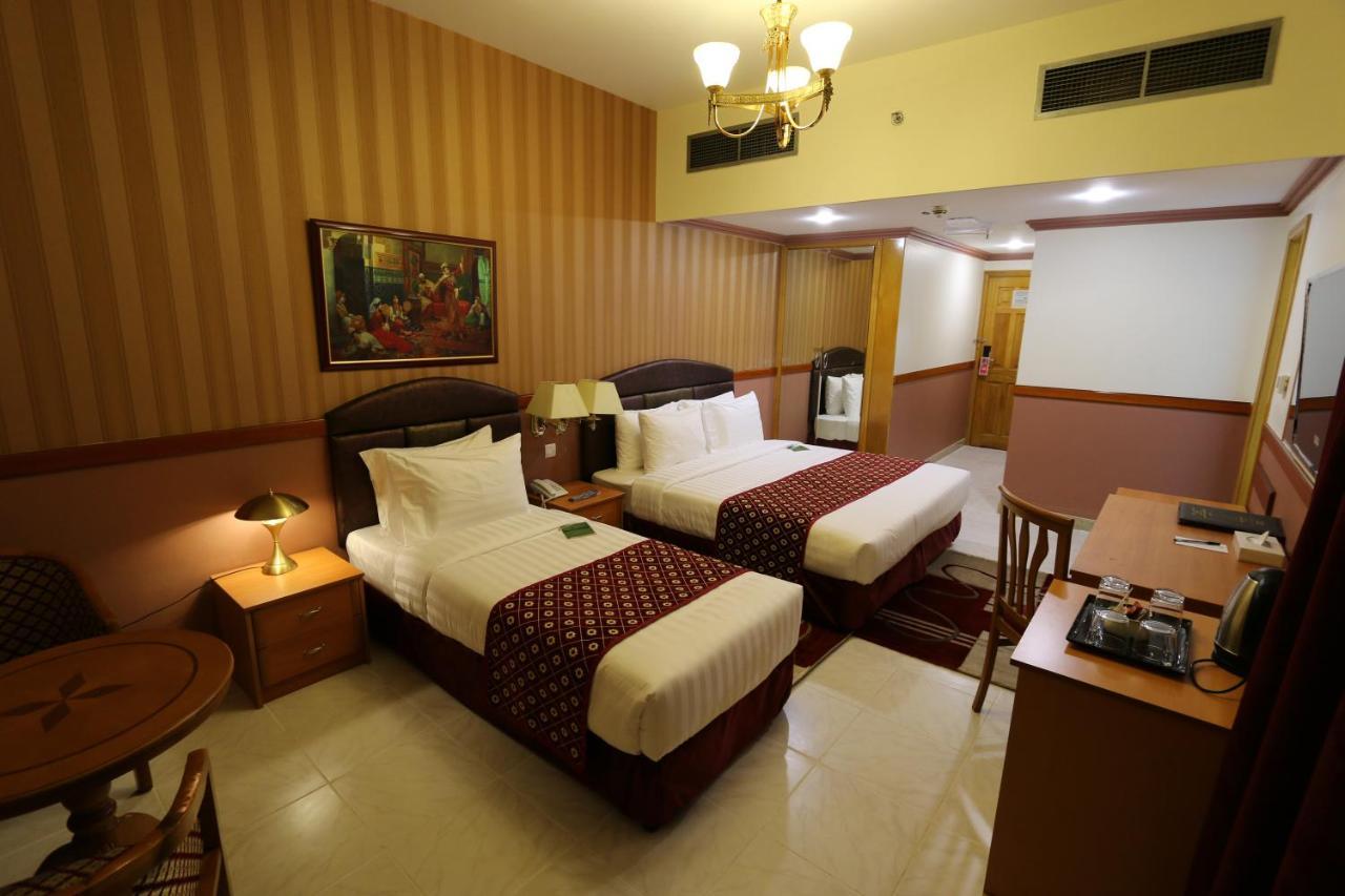 New California Hotel 두바이 외부 사진