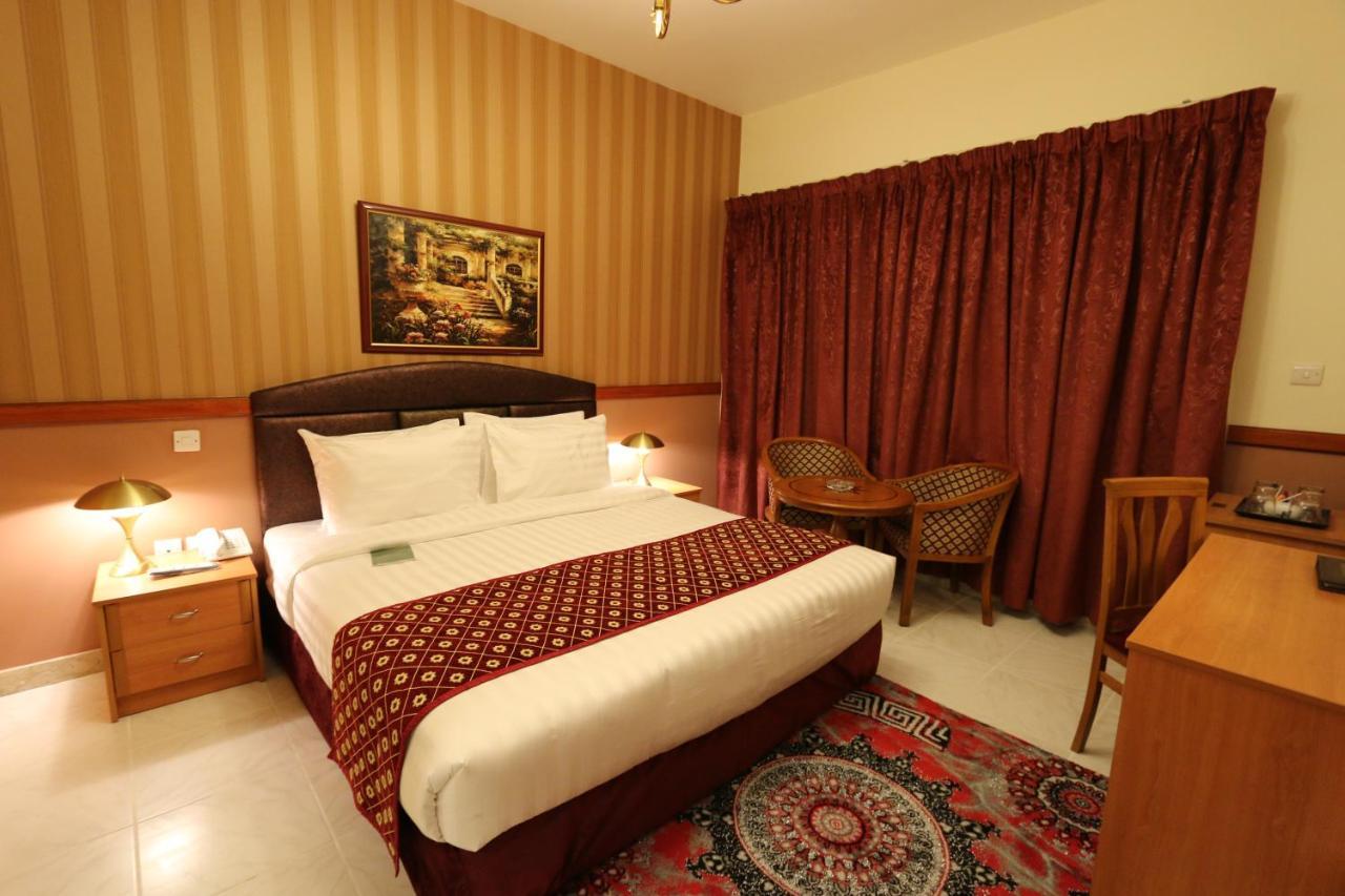 New California Hotel 두바이 외부 사진