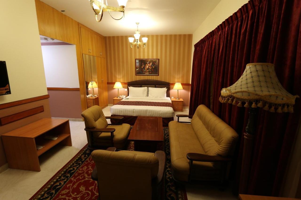 New California Hotel 두바이 외부 사진